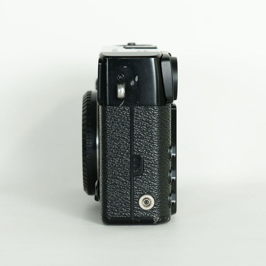 FUJIFILM X-Pro1の出品 | ONE SCENE（ワンシーン）