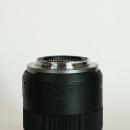 Canon RF85mm F2 MACRO IS STM