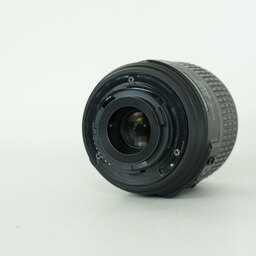 Nikon AF-S DX NIKKOR 18-55mm f3.5-5.6G VR II