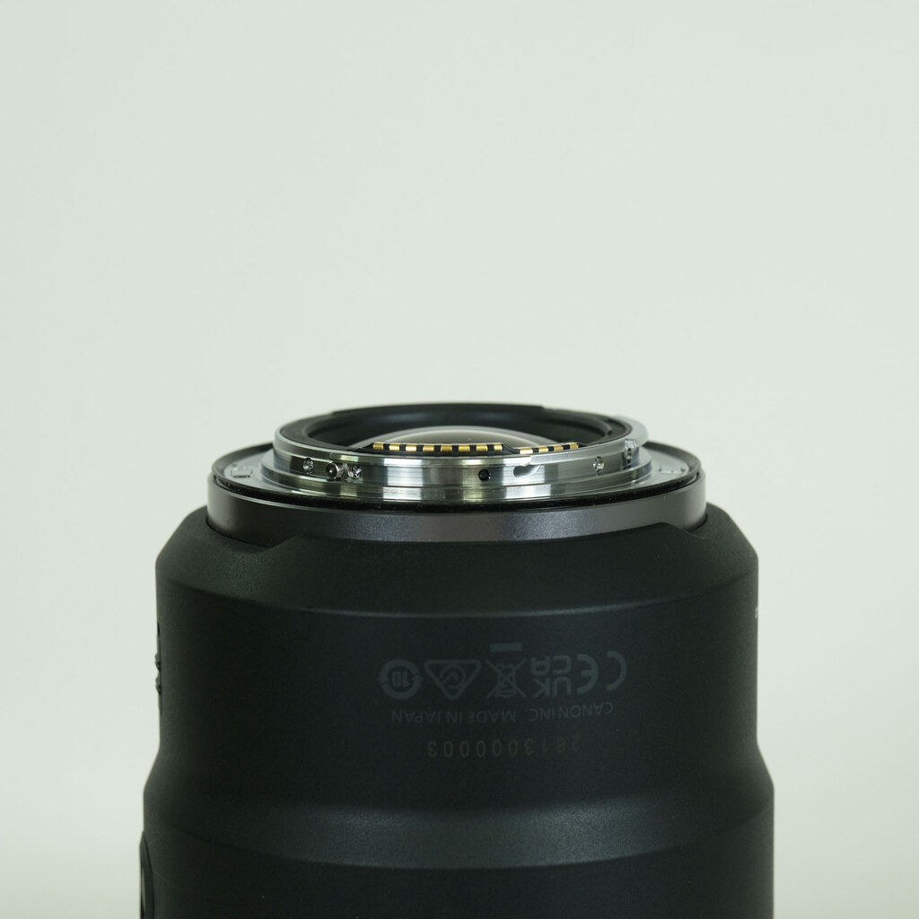 Canon RF135mm F1.8 L IS USM