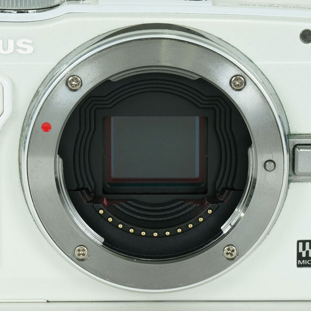 OLYMPUS PEN Lite E-PL6 ボディ ホワイト OLYMPUS PEN Lite E-PL6 ボディ ホワイト
