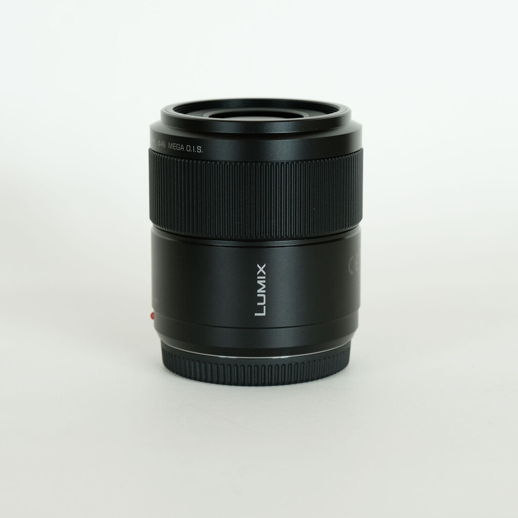 Panasonic LUMIX G MACRO 30mm F2.8 ASPH. MEGA O.I.S.
