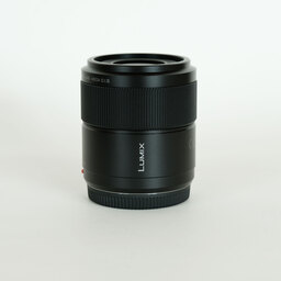 Panasonic LUMIX G MACRO 30mm F2.8 ASPH. MEGA O.I.S.