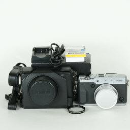 FUJIFILM X30 シルバー