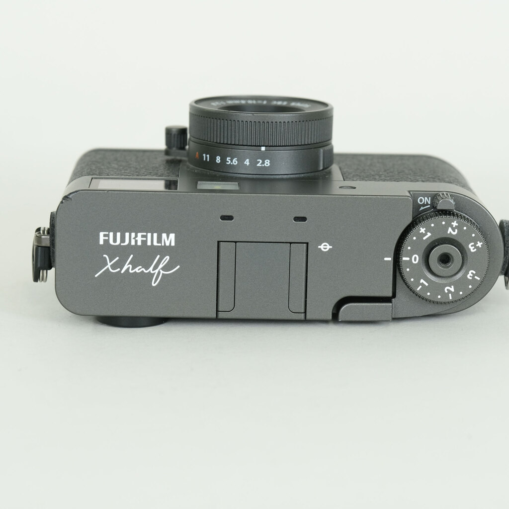 FUJIFILM X half X-HF1 FUJIFILM X half X-HF1