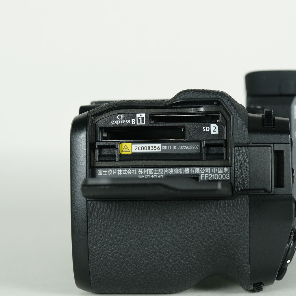 FUJIFILM X-H2の出品 | ONE SCENE（ワンシーン）