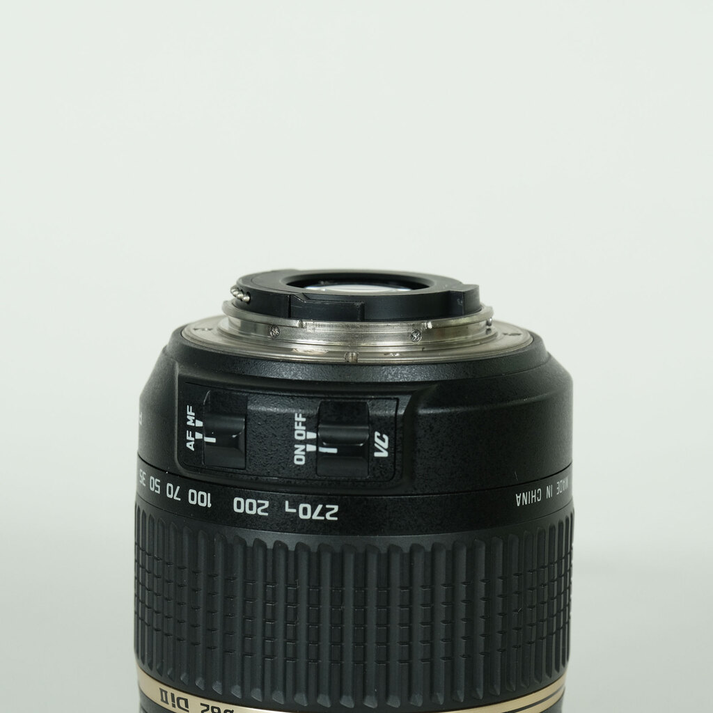 TAMRON 18-270mm F3.5-6.3 DiII VC PZD/Model B008N（ニコン用）の出品
