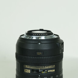Nikon AF-S DX NIKKOR 16-85mm F3.5-5.6G ED VR Nikon AF-S DX NIKKOR 16-85mm F3.5-5.6G ED VR
