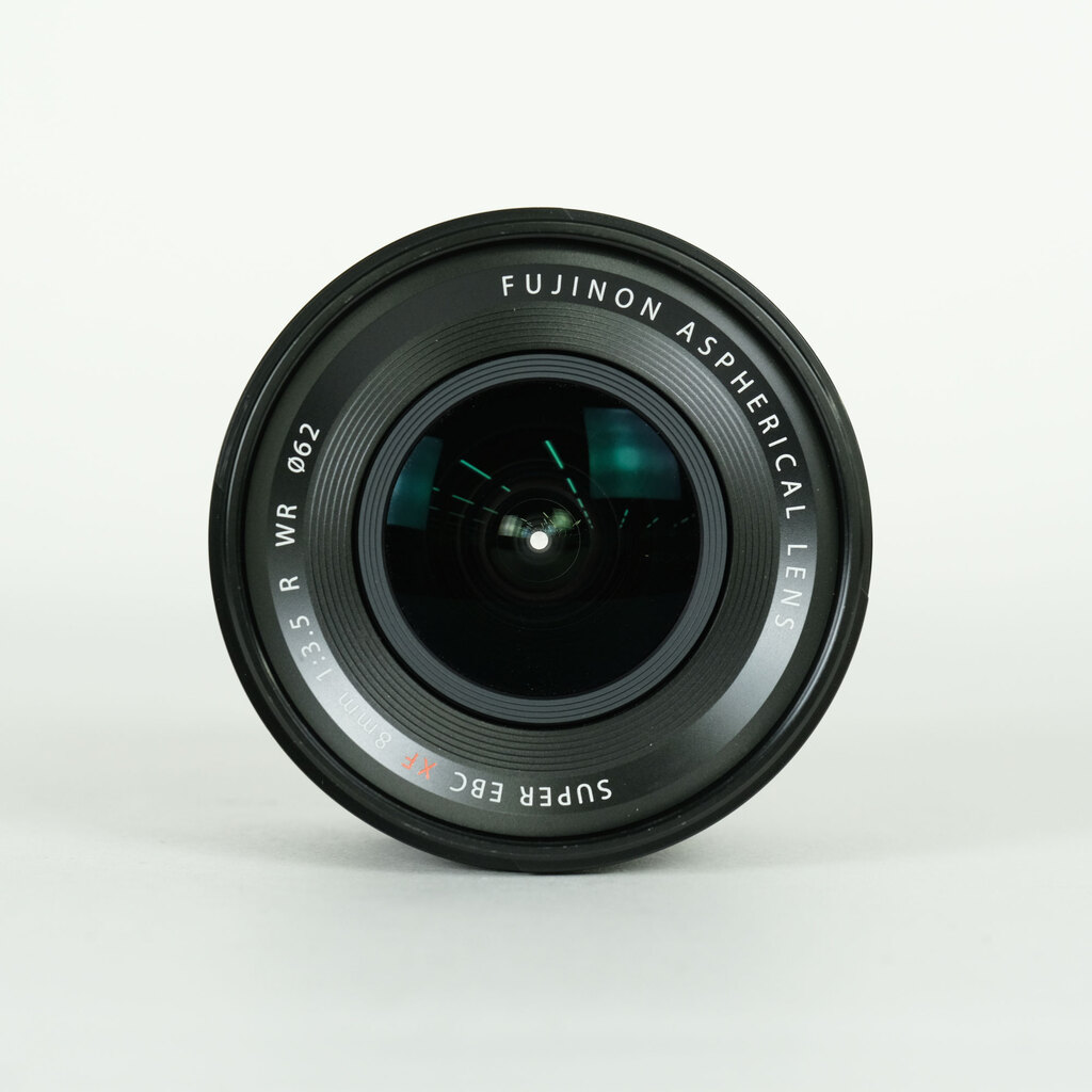 FUJIFUILM XF8mmF3.5R WR