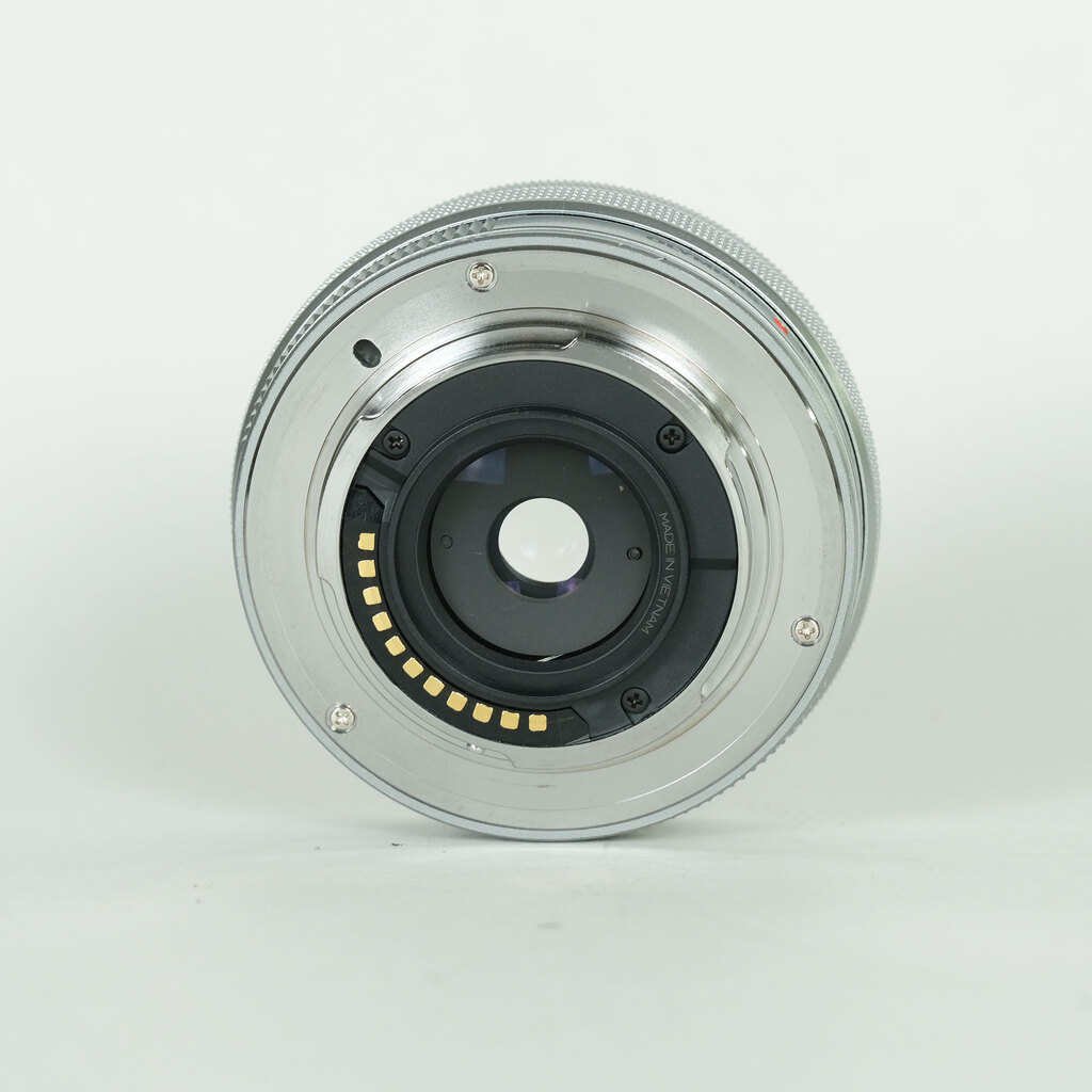 OLYMPUS M.ZUIKO DIGITAL ED 14-42mm F3.5-5.6 EZ シルバー