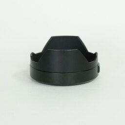 Panasonic LEICA DG VARIO-ELMARIT 12-60mm / F2.8-4.0 ASPH. / POWER O.I.S. Panasonic LEICA DG VARIO-ELMARIT 12-60mm / F2.8-4.0 ASPH. / POWER O.I.S.