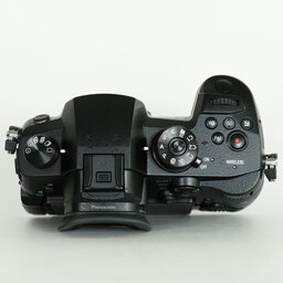 Panasonic LUMIX DC-GH5