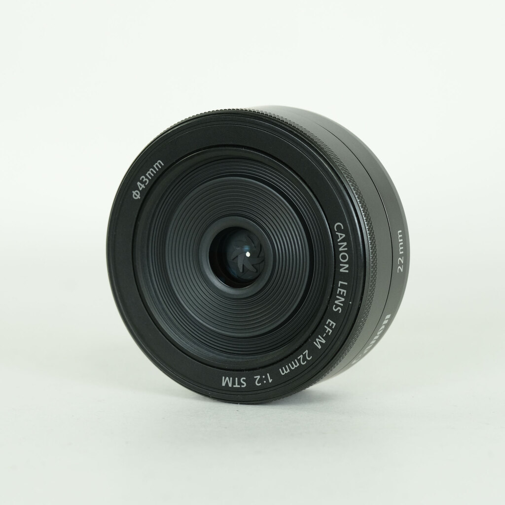 Canon EF-M22mm F2 STM