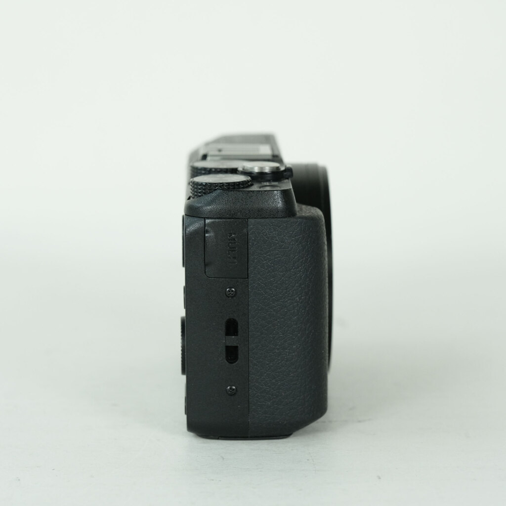 SONY Cyber-shot DSC-HX60V