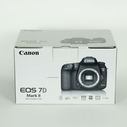 Canon EOS 7D Mark II Canon EOS 7D Mark II