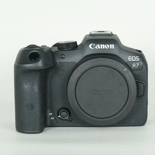 Canon EOS R7