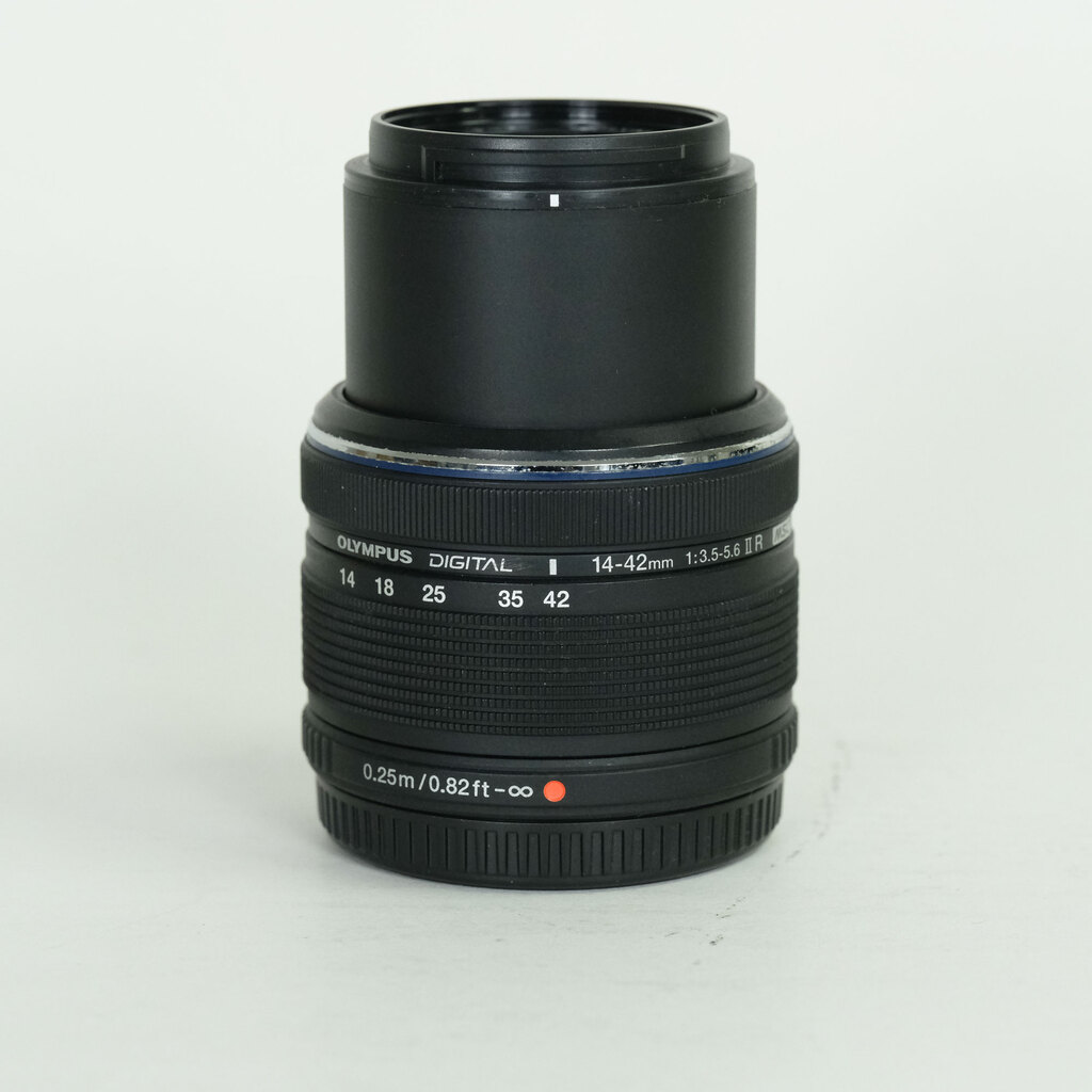 OLYMPUS M.ZUIKO DIGITAL 14-42mm F3.5-5.6IIR ブラック OLYMPUS M.ZUIKO DIGITAL 14-42mm F3.5-5.6IIR ブラック