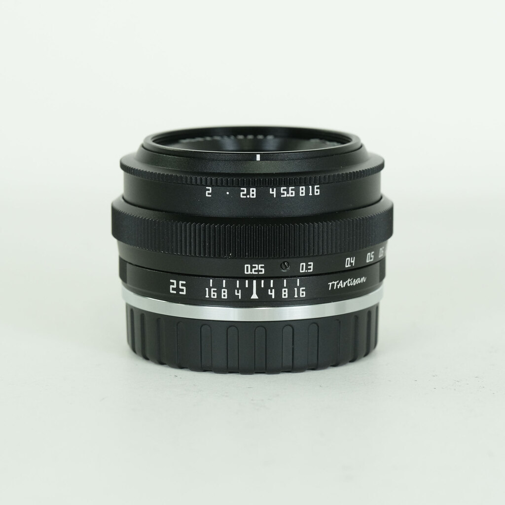 銘匠光学 TTArtisan 25mm F2 C (フジフイルムX用) ブラック 銘匠光学 TTArtisan 25mm F2 C (フジフイルムX用) ブラック