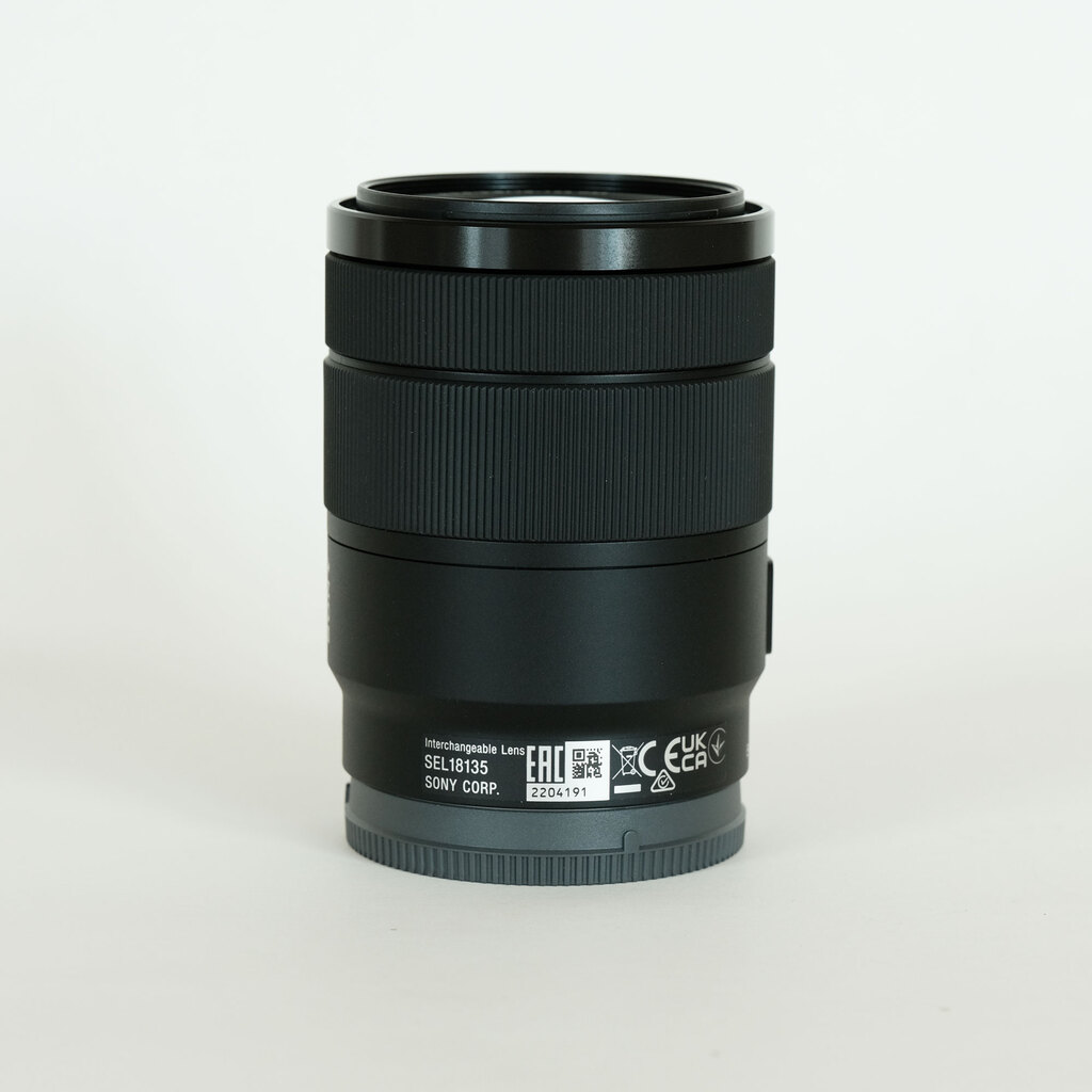 SONY E 18-135mm F3.5-5.6 OSS SEL18135