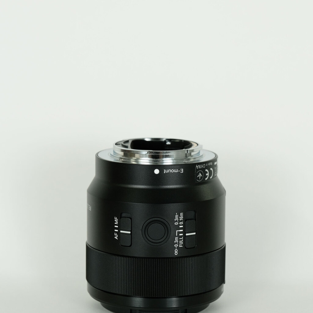 SONY FE 50mm F2.8 Macro SEL50M28