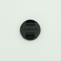 Panasonic LUMIX G VARIO 12-32mm / F3.5-5.6 ASPH. / MEGA O.I.S. Panasonic LUMIX G VARIO 12-32mm / F3.5-5.6 ASPH. / MEGA O.I.S.