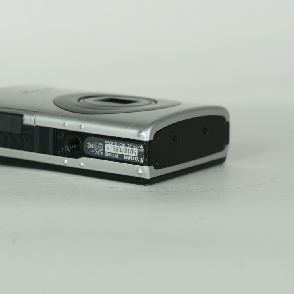 Canon IXY DIGITAL 910IS シルバーの出品 | ONE SCENE（ワンシーン）