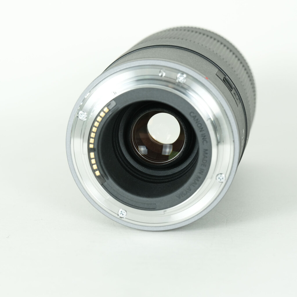CANON EOS RF75-300mm、F4-5.6（中古） Canon RF75-300mm F4-5.6の出品 | ONE SCENE（ワンシーン）