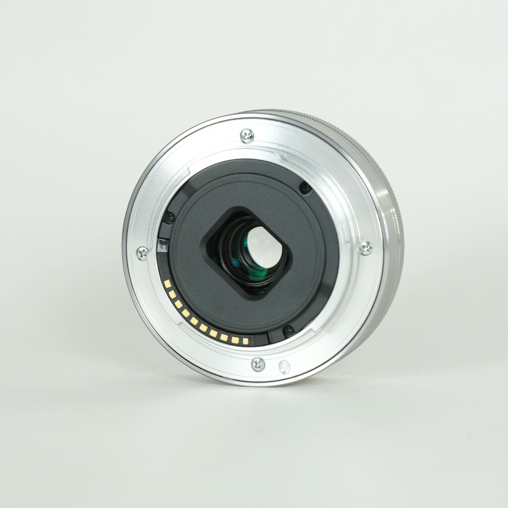 SONY E 16mm F2.8 SEL16F28