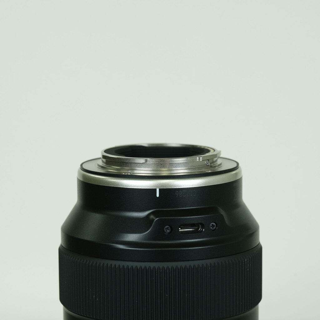 TAMRON 50-300mm F/4.5-6.3 Di III VC VXD (Model A069) [ソニーE用]