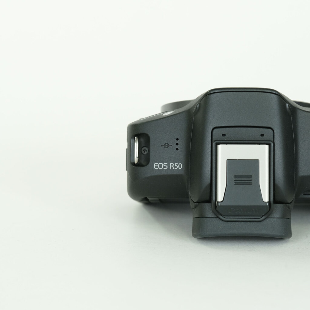 Canon EOS R50 Canon EOS R50