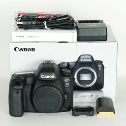 Canon EOS 6D Mark II