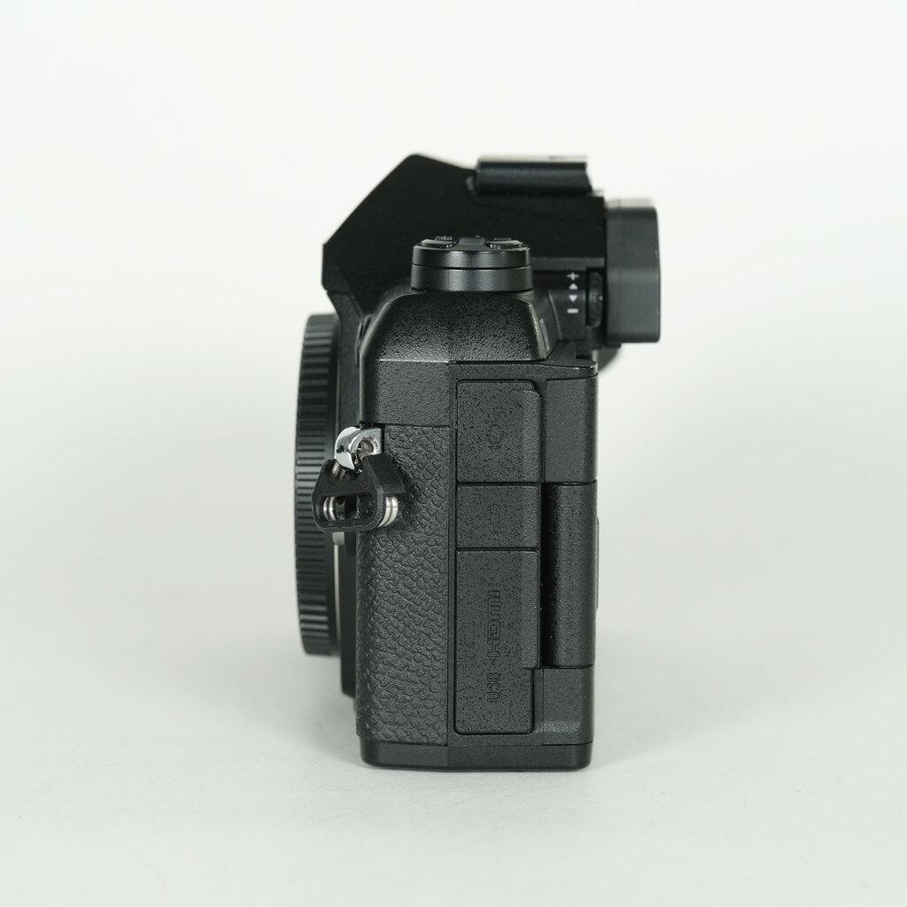 OM SYSTEM OM-5 Mark II ボディ ブラック