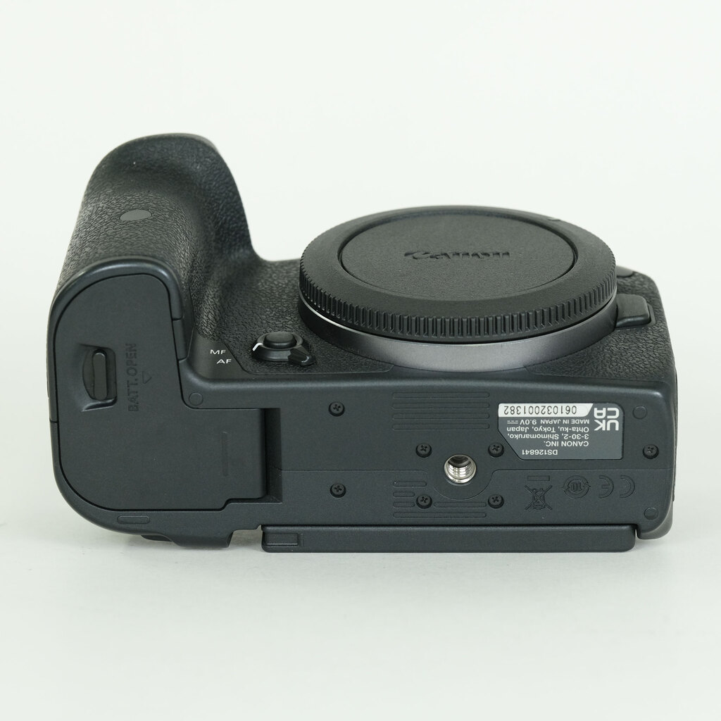 Canon EOS R7 Canon EOS R7