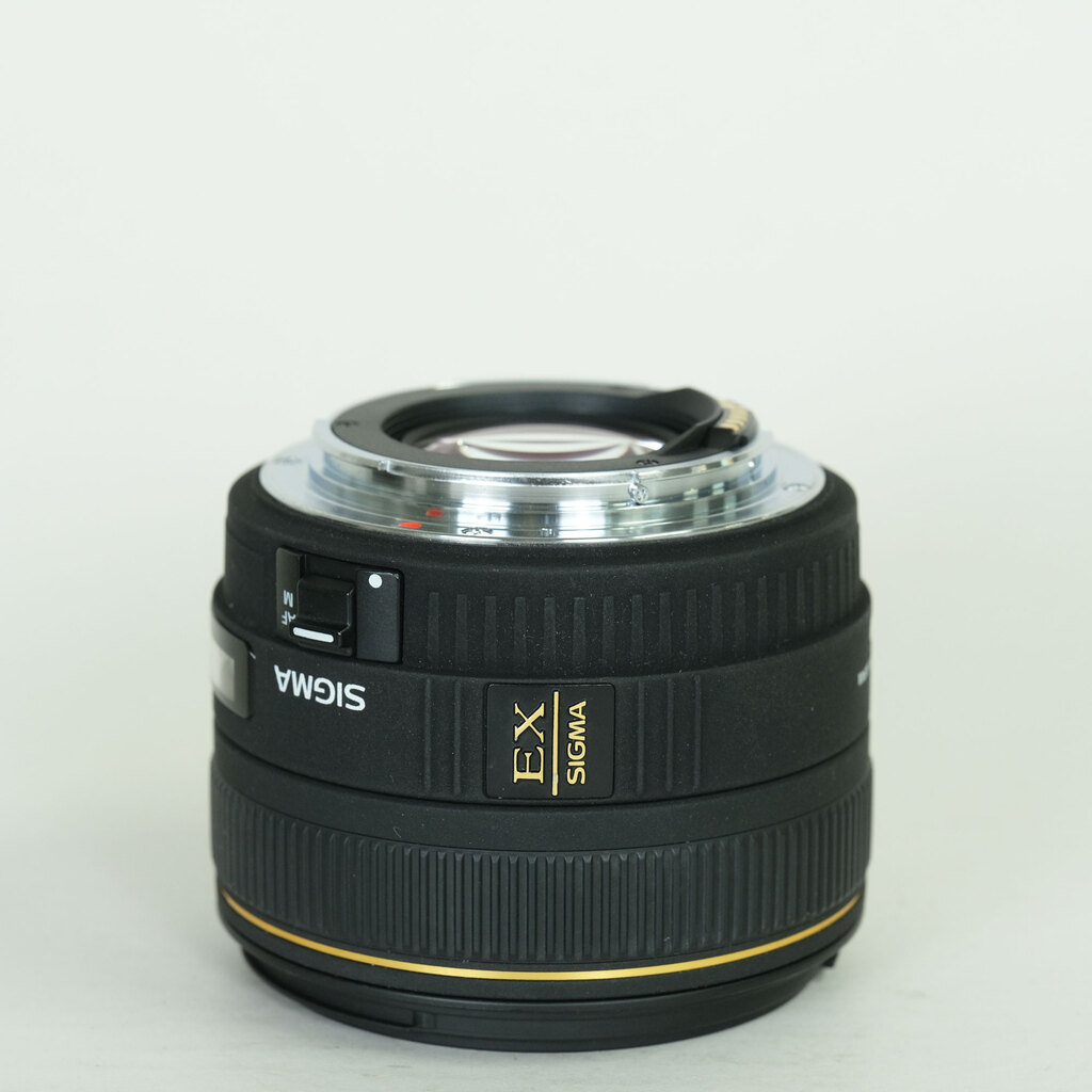 SIGMA 30mm F1.4 EX DC HSM [キヤノン用]