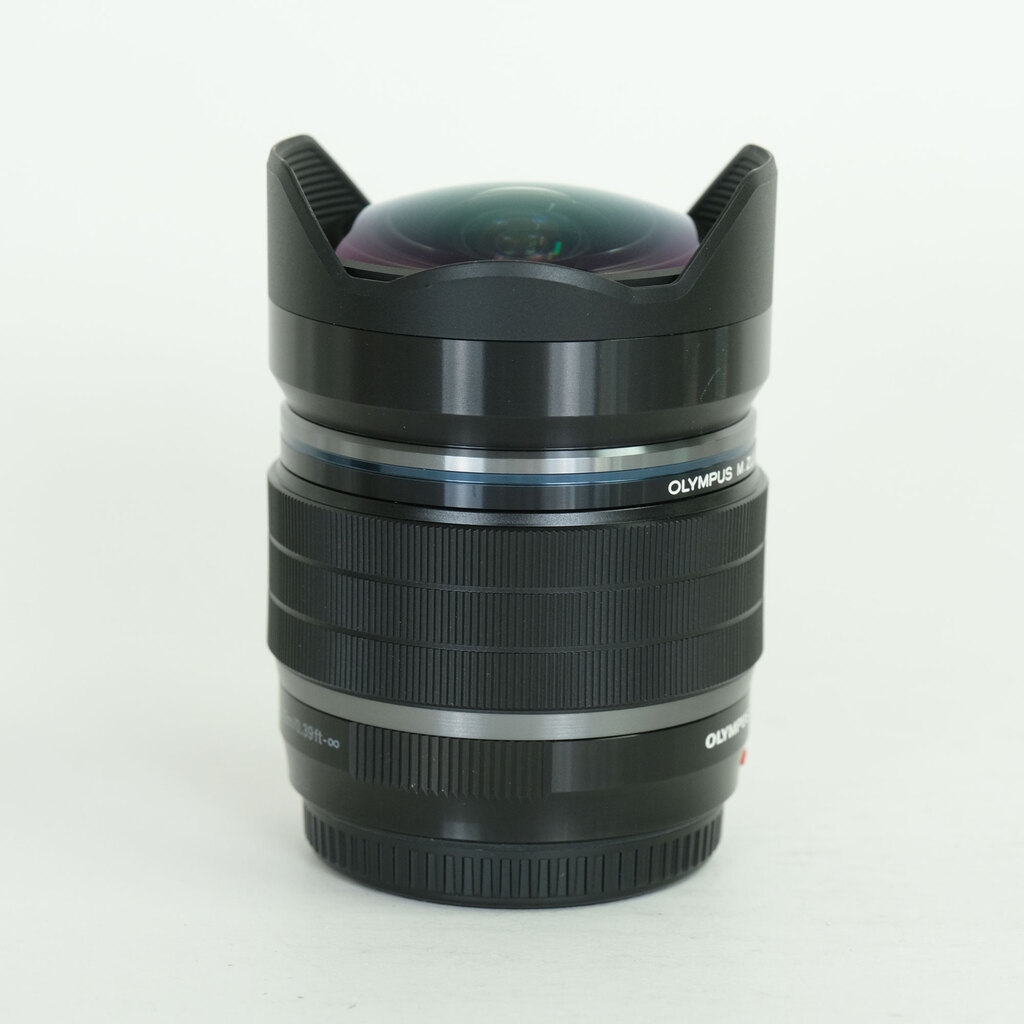 OLYMPUS M.ZUIKO DIGITAL ED 8mm F1.8 Fisheye PRO