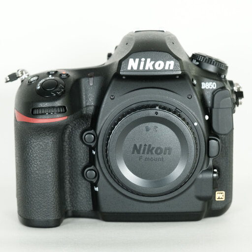 Nikon D850