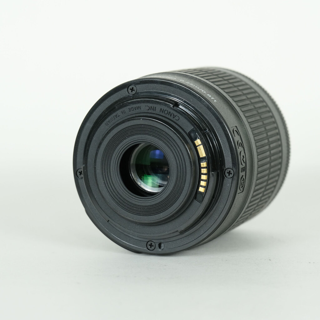 Canon EF-S18-55mm F3.5-5.6 IS STMの出品 | ONE SCENE（ワンシーン）