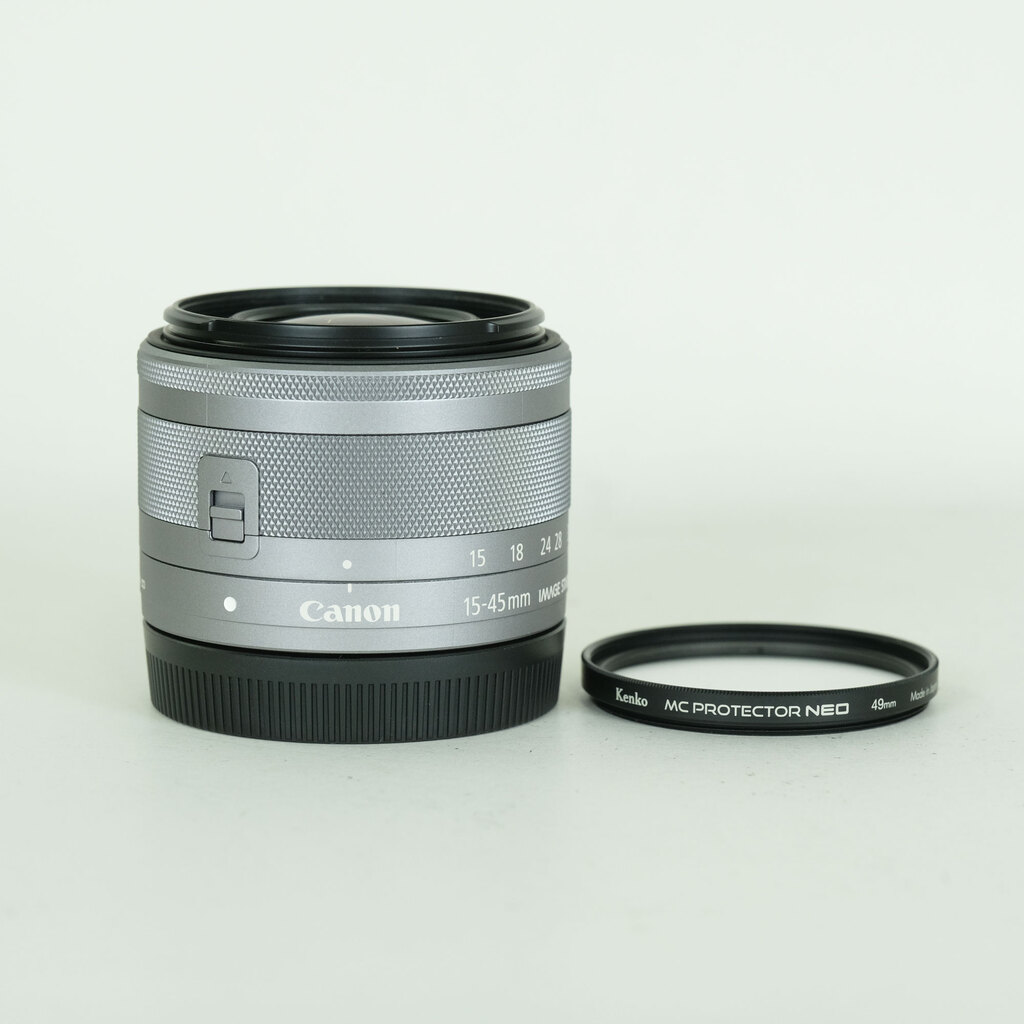 Canon EF-M15-45mm F3.5-6.3 IS STM Canon EF-M15-45mm F3.5-6.3 IS STM