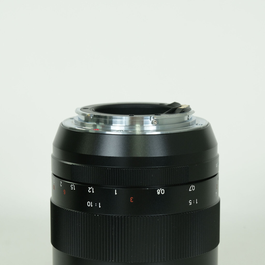 コシナ ツァイス Makro Planar T*2/100mm ZE
