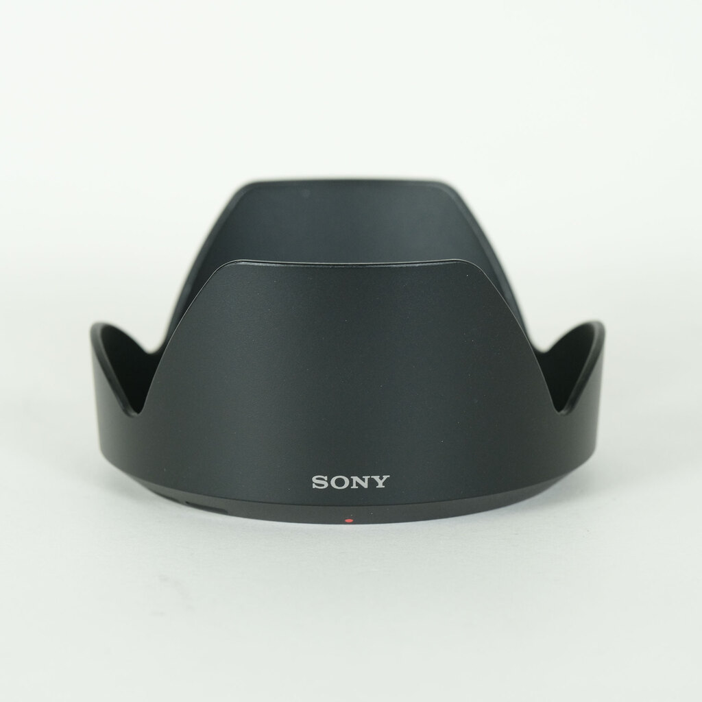 SONY FE 24-240mm F3.5-6.3 OSS SEL24240