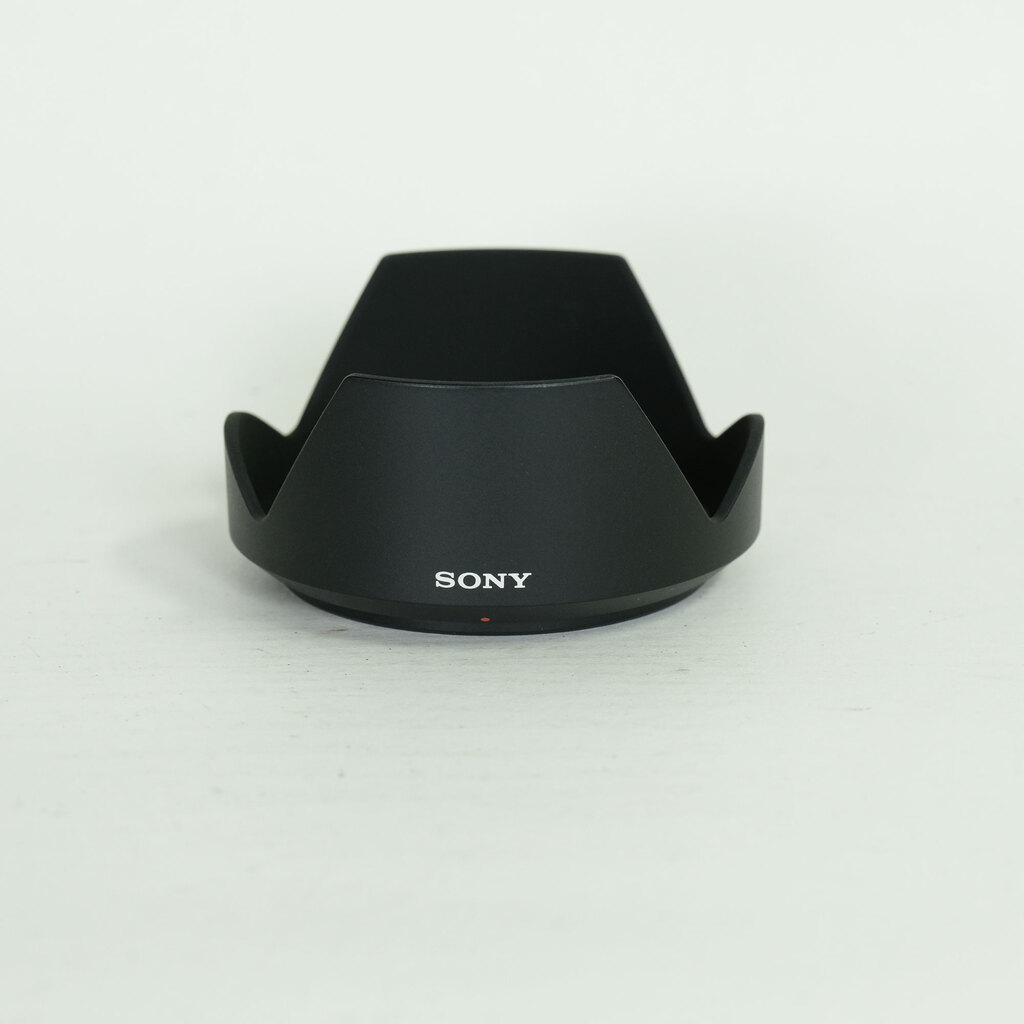 SONY E 18-135mm F3.5-5.6 OSS SEL18135