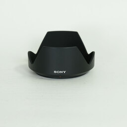 SONY E 18-135mm F3.5-5.6 OSS SEL18135