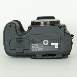 SONY α77IIボディ ILCA-77M2