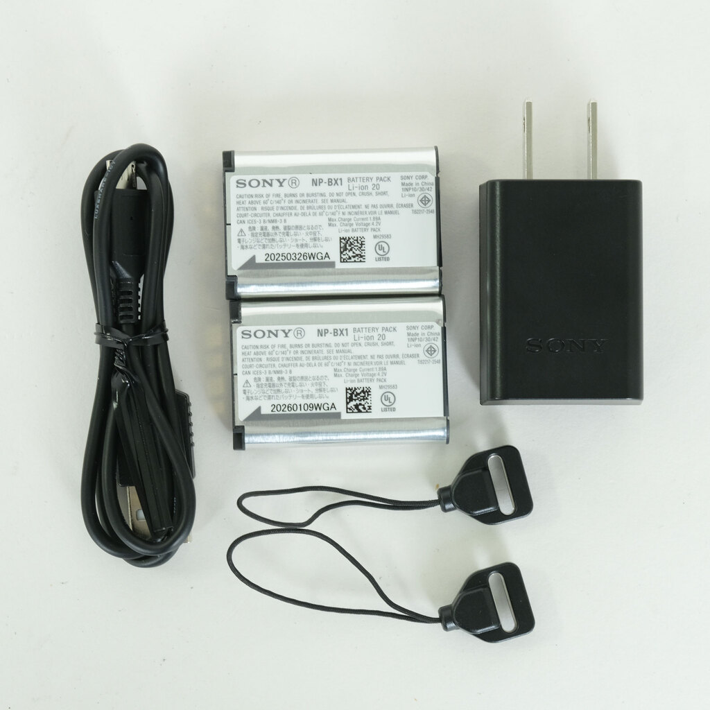SONY Cyber-shot DSC-RX100M7