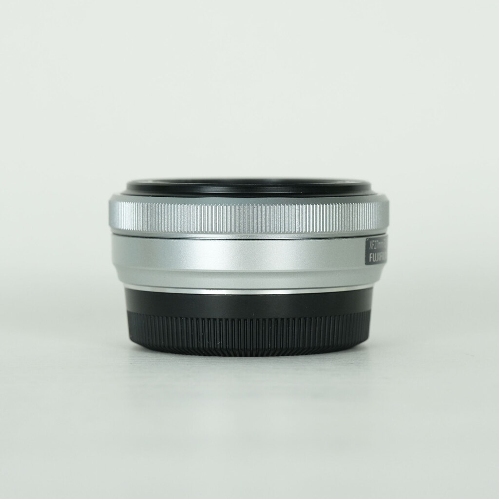 FUJIFILM XF27mm F2.8 シルバー