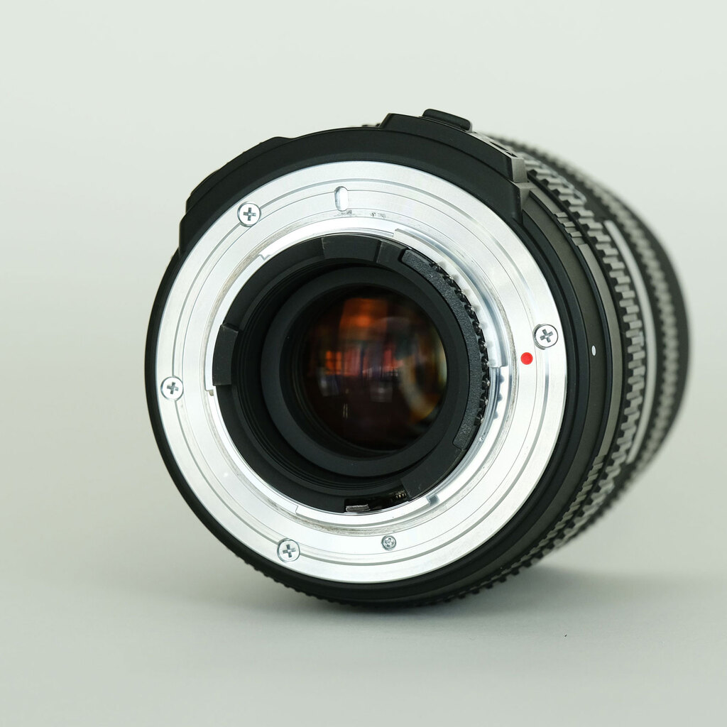 SIGMA 8-16mm F4.5-5.6DC HSM (ニコンF用)