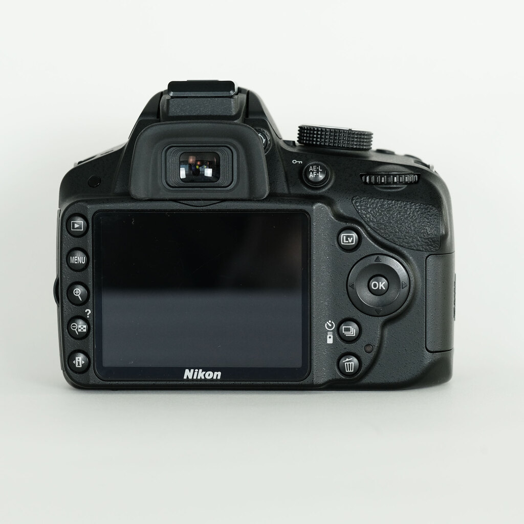 Nikon D3200ボディ ブラック