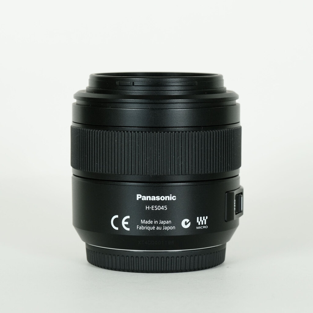 Panasonic LEICA DG MACRO-ELMARIT 45mm F2.8 ASPH. MEGA O.I.S.