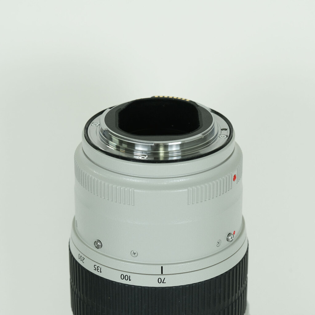 Canon EF70-200mm F2.8L IS III USM Canon EF70-200mm F2.8L IS III USM