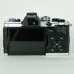 OM SYSTEM OM-3